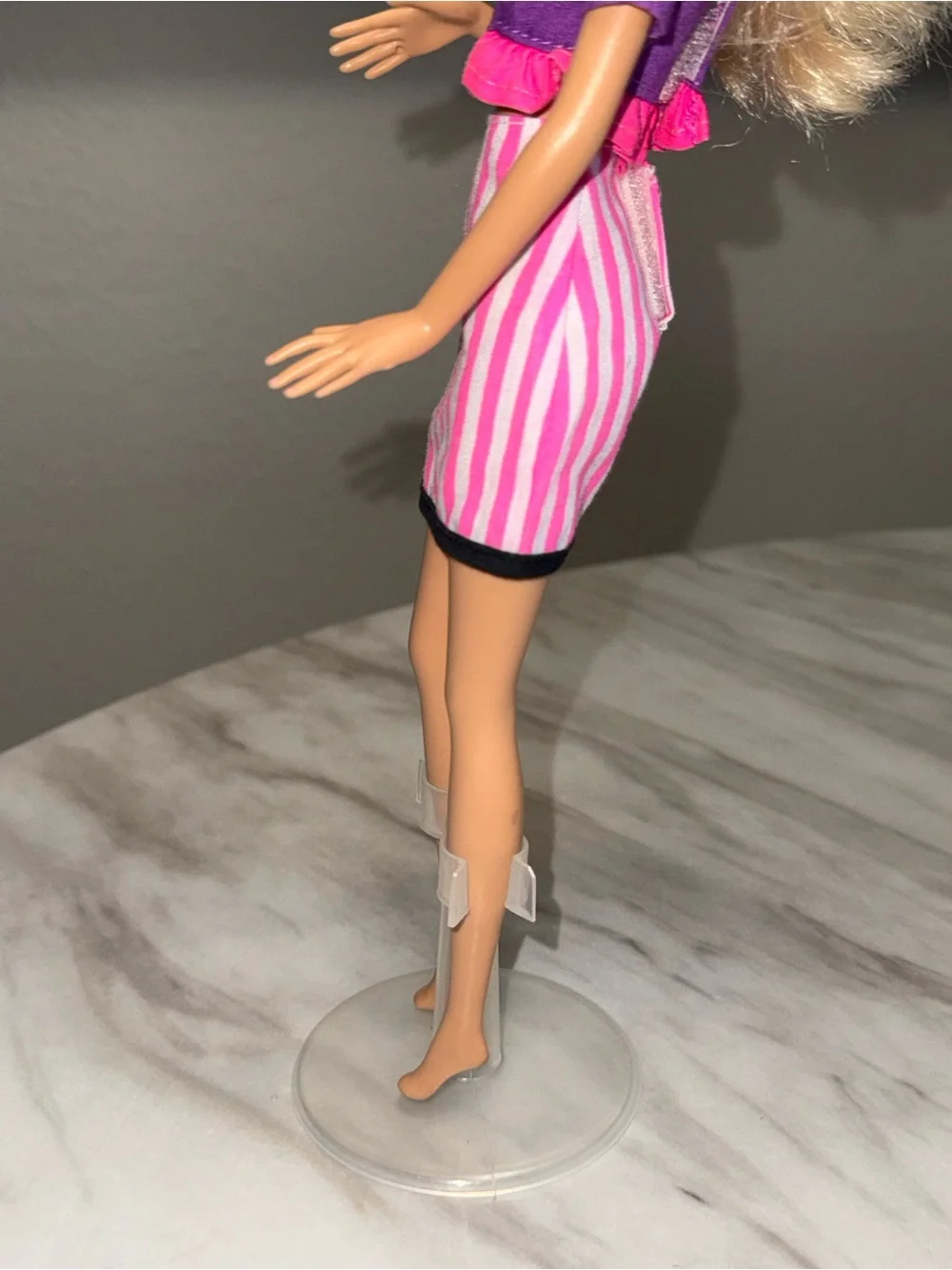 Barbie Mattel 1998 blonde doll wearing 1990’s colorful two piece outfit